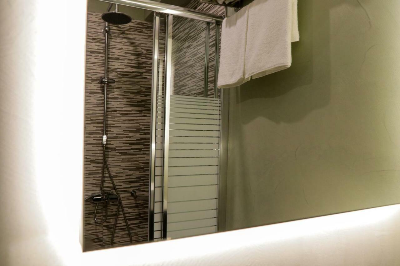 V36 Suites Aten Exteriör bild